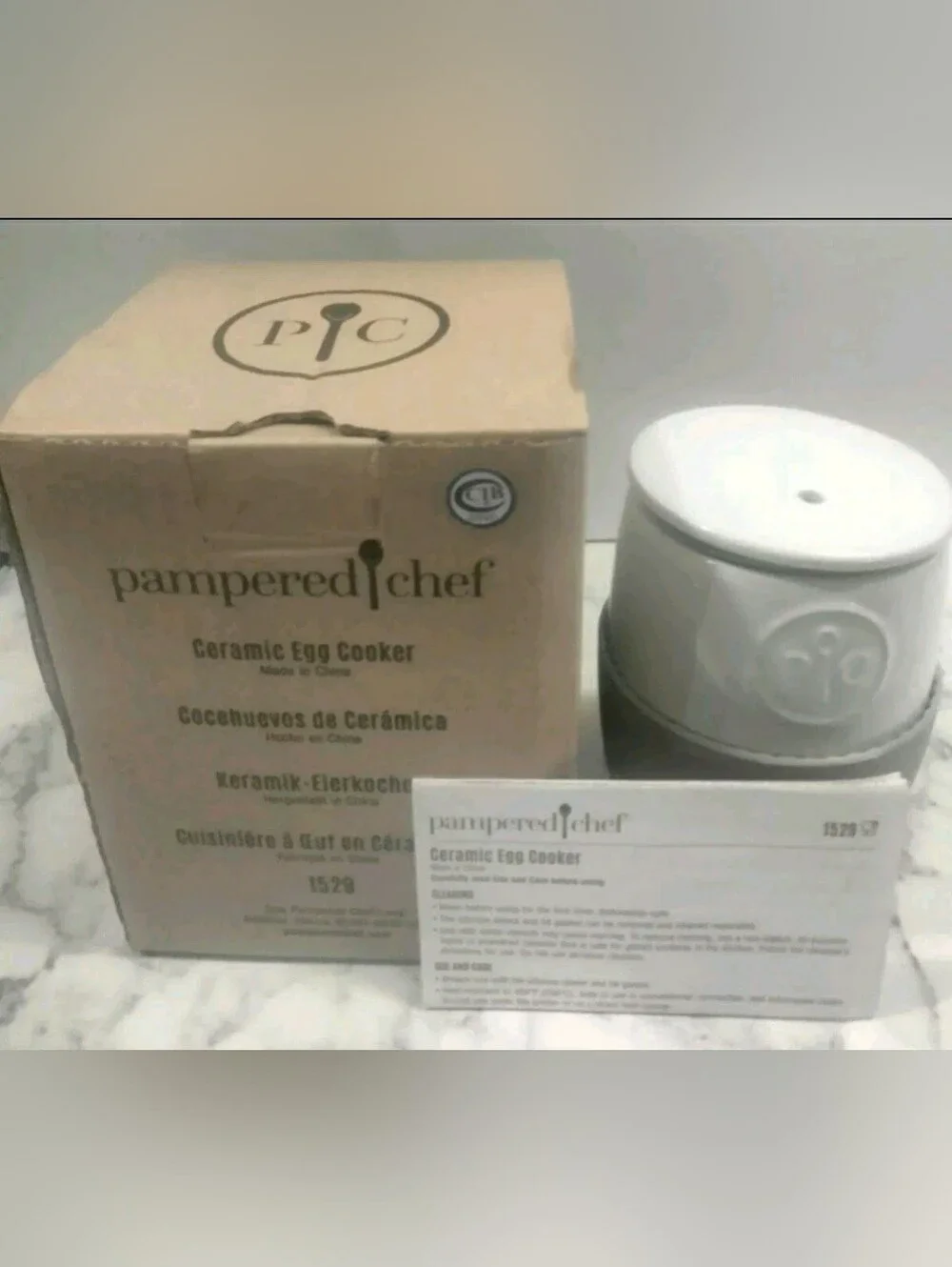 NEW Pampered Chef White Ceramic Egg Cooker Cup Lid W/Gray Silicone Sleeve #1529